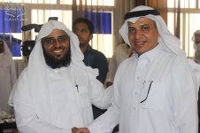 تهنئة الدكتور4.JPG